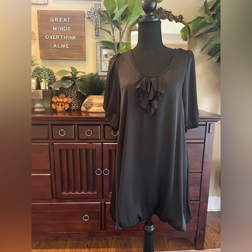 Elegant Black Ruffle Dress Sz XS